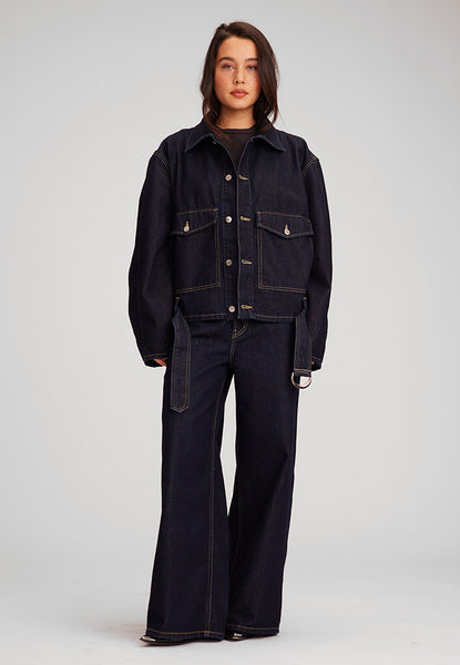 EW247766-LATENIGHT-1_grande.